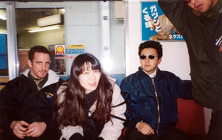 train_gang.jpg (36421 bytes)